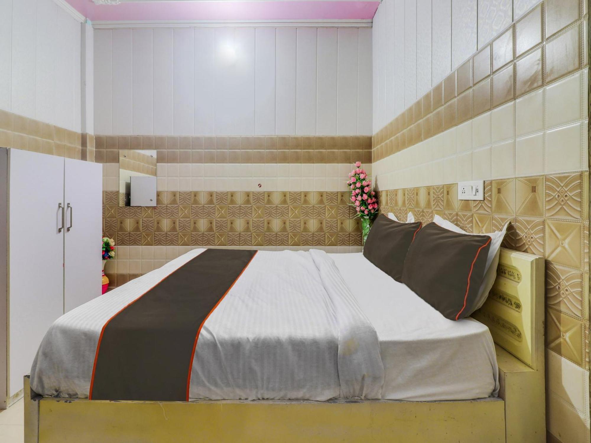 Hotel Collection O Paradise And Restaurant Kashipur Esterno foto