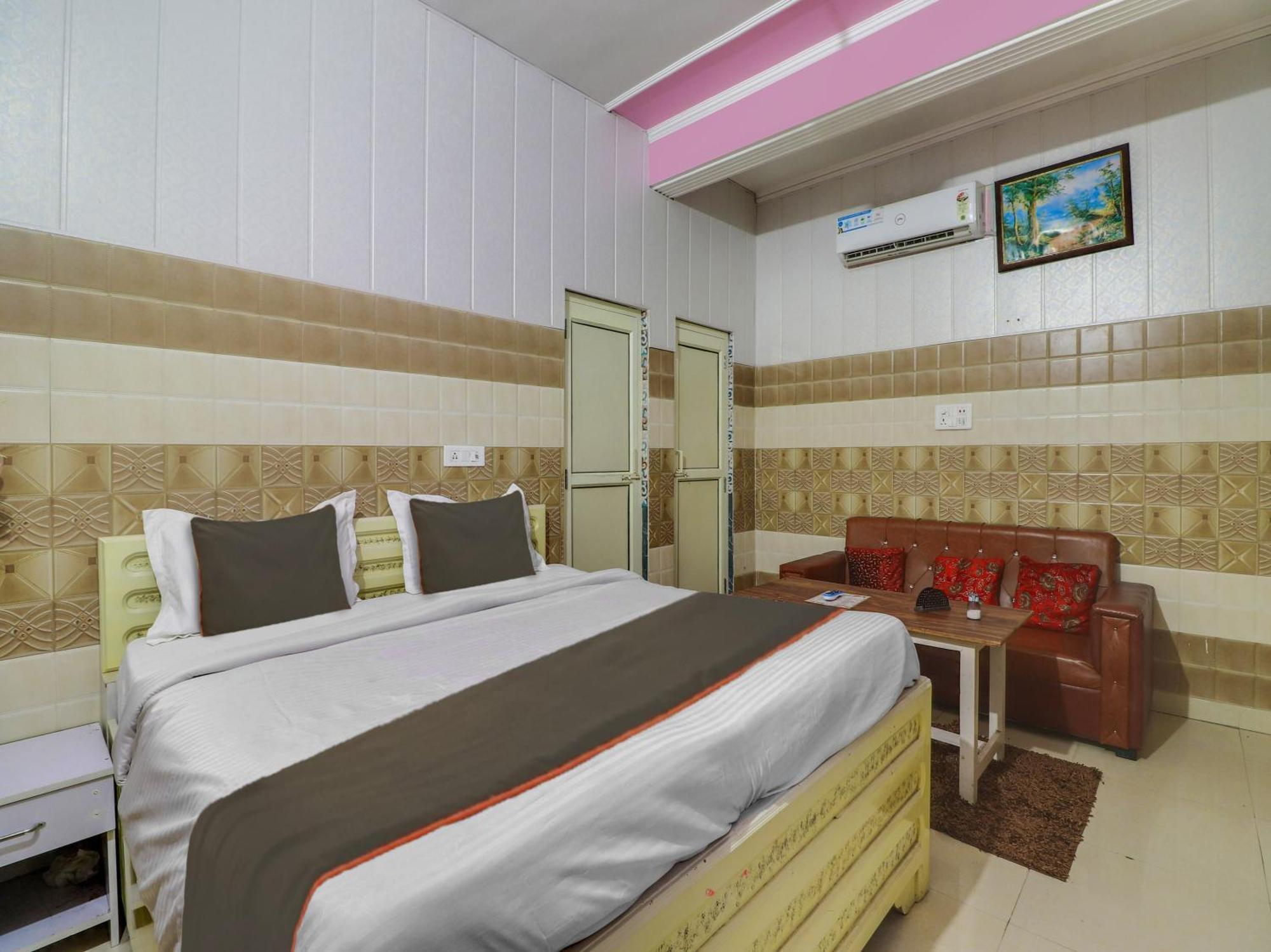 Hotel Collection O Paradise And Restaurant Kashipur Esterno foto