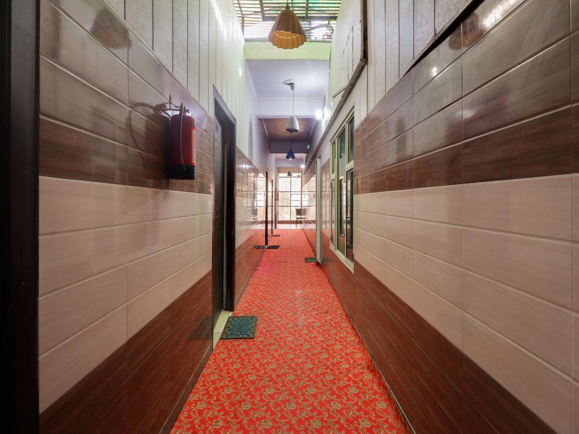 Hotel Collection O Paradise And Restaurant Kashipur Esterno foto
